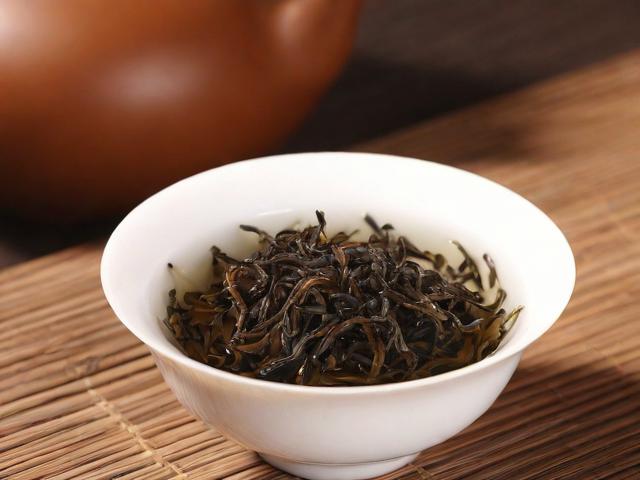 卖茶叶利润有多大?揭秘茶叶销售的真实收益与赚钱秘诀