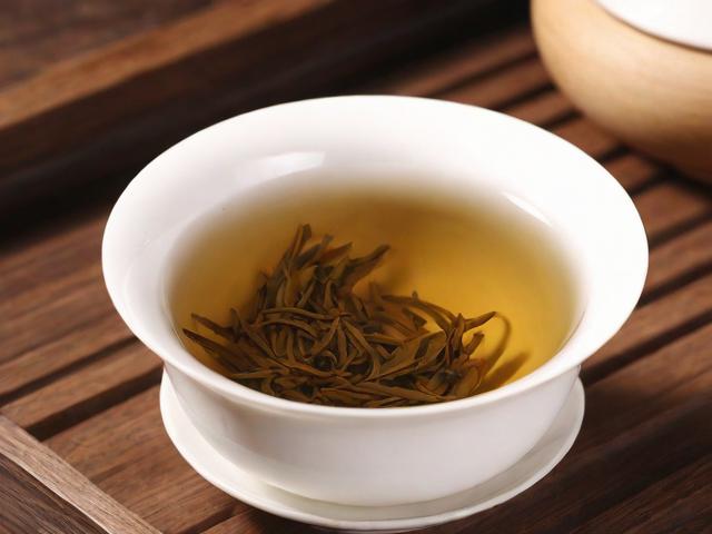 茶叶放冰箱冷藏还是冷冻？全面解析保存技巧与适用茶类
