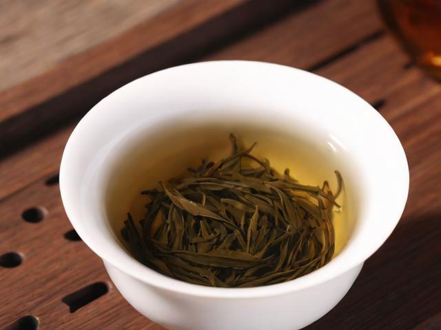 茶叶放冰箱冷藏还是冷冻？全面解析保存技巧与适用茶类