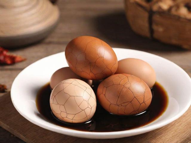 做茶叶蛋用什么茶叶好?红茶、乌龙茶、普洱茶全面解析,轻松煮出风味十足茶叶蛋