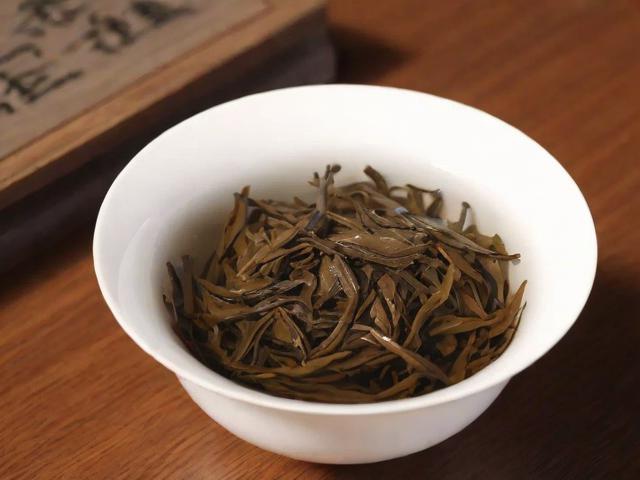 中国最贵的茶叶排名揭秘:这些茶叶为何能卖出天价?