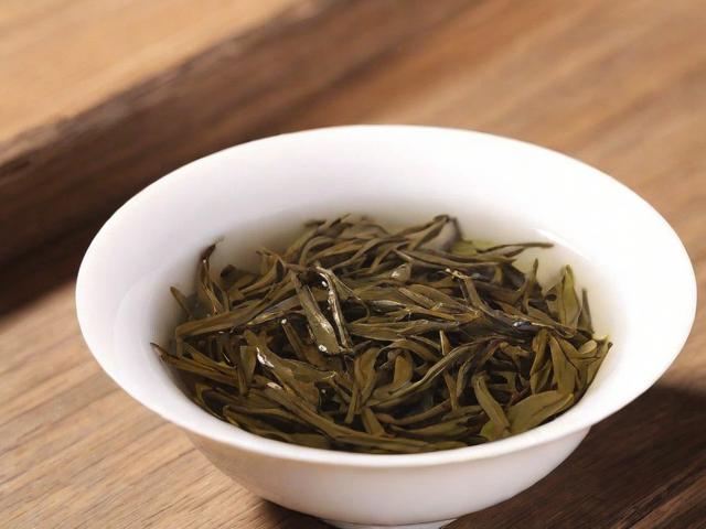 茶叶冷冻好还是冷藏好?全面解析保存方式对茶香与品质的影响