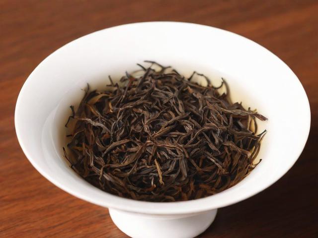 红茶叶的全面解析：从起源到冲泡技巧，一文读懂中国红茶文化