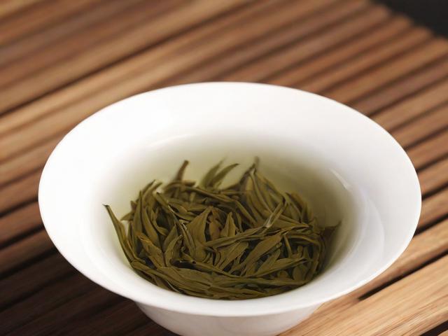 茶叶的茶：全面解析茶叶种类、功效与冲泡技巧，找到最适合你的那一杯