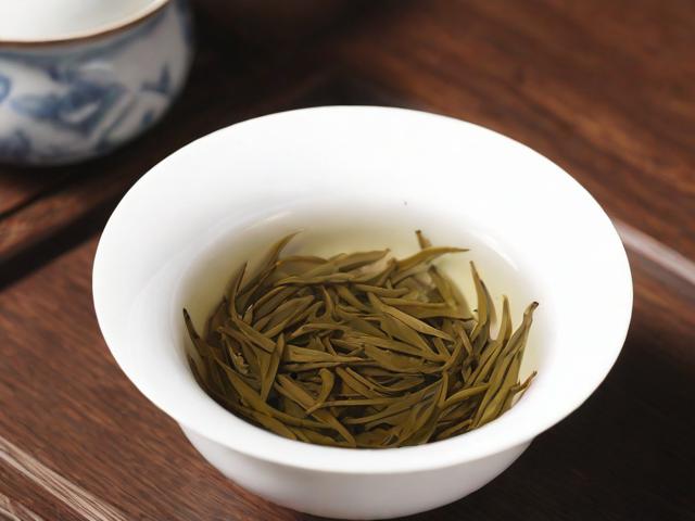 中国十大名茶全解析:品种、功效与品鉴指南