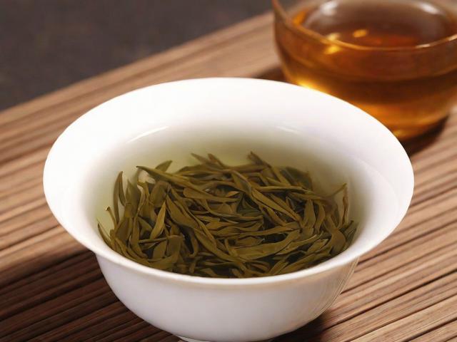茶叶怎么炒？家庭手工炒茶技巧全解析，轻松掌握炒茶秘诀