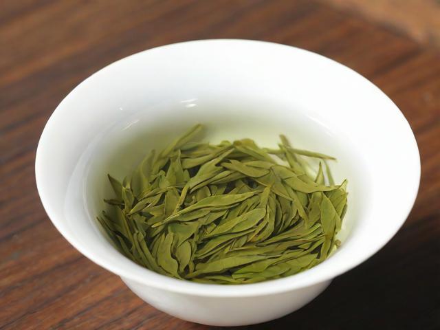 乌龙茶茶叶全面解析：从起源到冲泡技巧，助你轻松享受健康饮茶生活