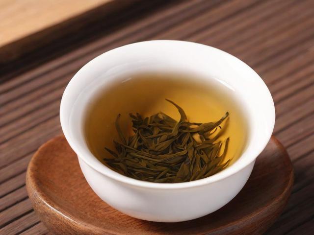 熬夜喝茶好吗?全面解析茶叶对熬夜人群的影响及科学饮用方法