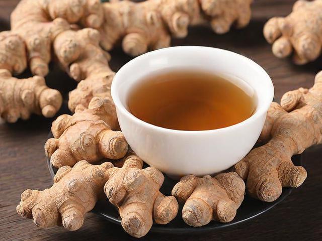 吃三七伤药片能喝茶吗_全面解析药物与茶的相互作用及建议