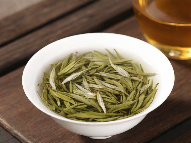 白毫茶是热性还是凉性?全面解析白毫茶的特性及饮用技巧