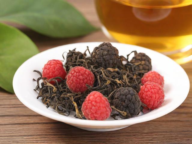 莓茶是凉性还是热性？全面解析莓茶的性质及饮用建议