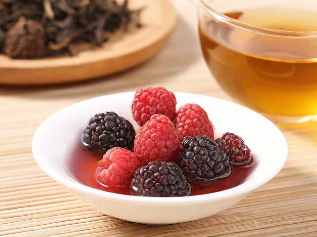 莓茶是凉性还是热性?全面解析莓茶的性质及饮用建议