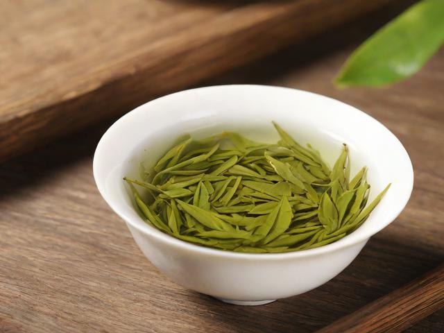 含钾高的茶叶有哪些?绿茶、乌龙茶和红茶的钾含量对比及功效分析