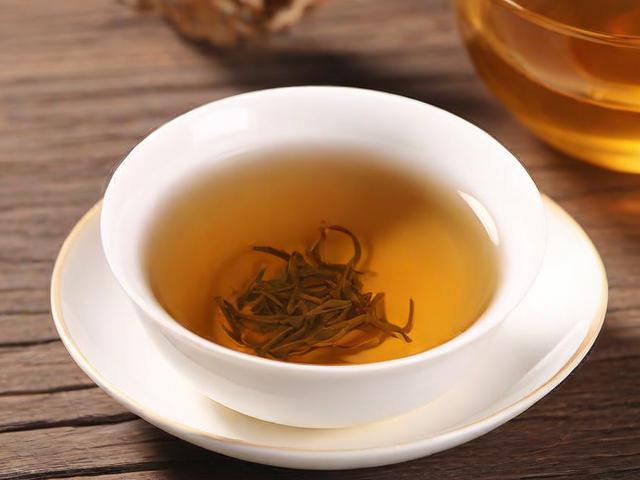 降火的茶叶有哪些_各类降火茶的功效与副作用解析