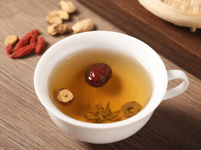 健脾的茶叶有哪些_各类健脾茶的功效与最佳饮用时间