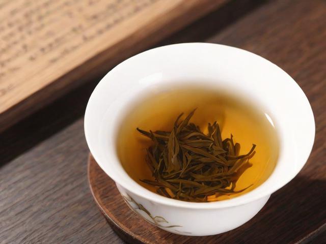 茶叶有哪些好处:全面解析各类茶叶的健康功效与饮茶技巧