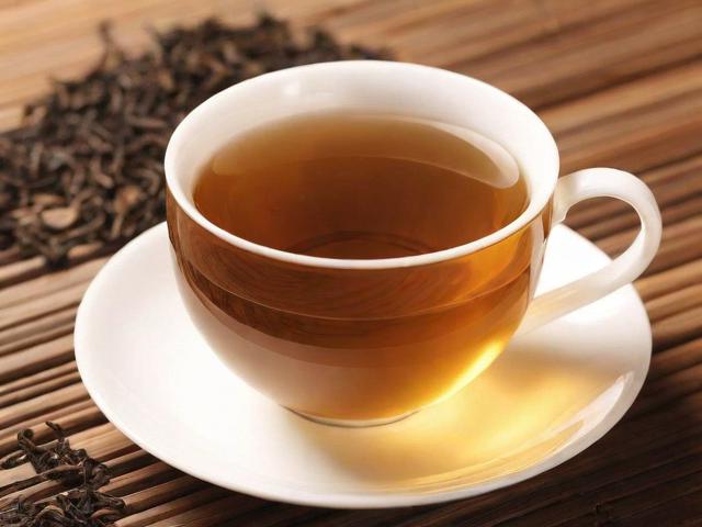 喝茶叶水有什么好处和坏处？全面解析茶叶的功效与注意事项