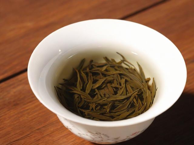 吃茶叶有什么好处和坏处?全面解析茶叶的健康影响及注意事项