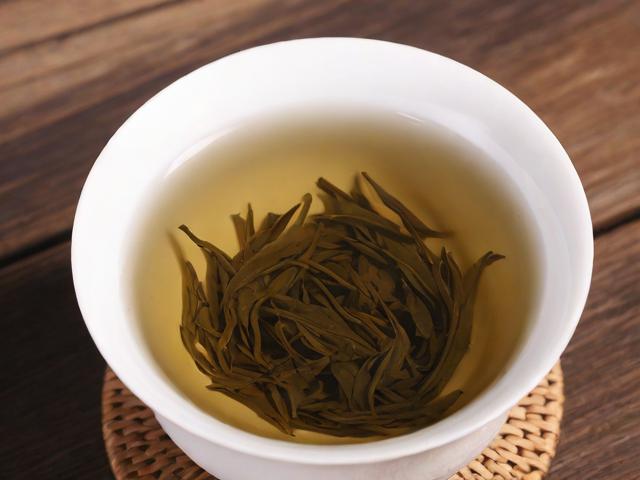 养肝第一名茶叶的功效与正确冲泡方法，让肝脏更健康