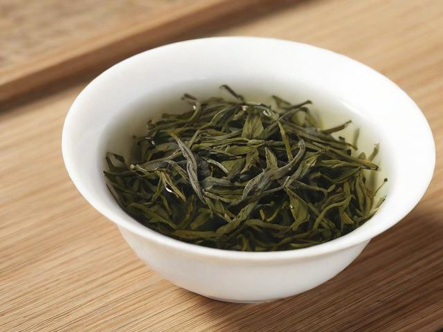 养肝第一名茶叶的功效与正确冲泡方法,让肝脏更健康