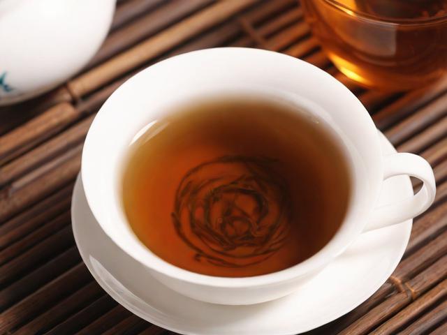 长期喝茶叶茶的好处和坏处|科学解析每日饮茶对健康的真实影响