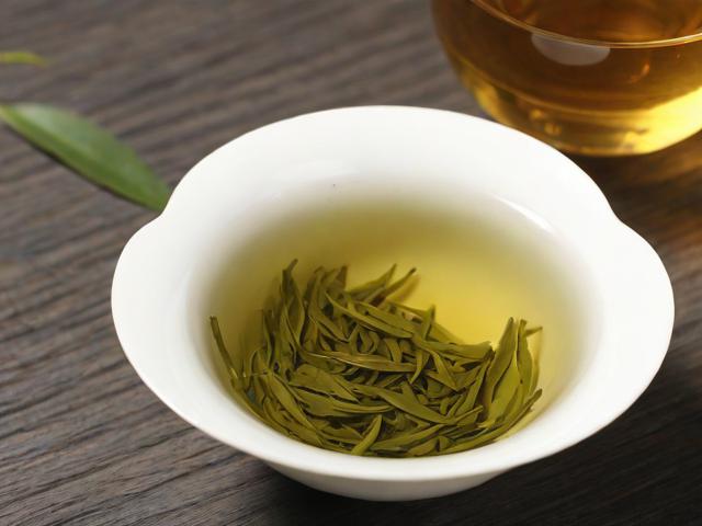 三种茶叶降血脂最快：绿茶、普洱茶、黑茶科学解析