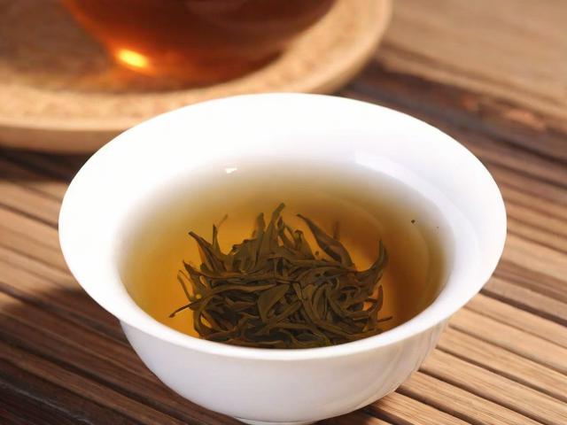 茶叶可以泡脚吗?揭秘茶叶泡脚的科学原理与健康益处