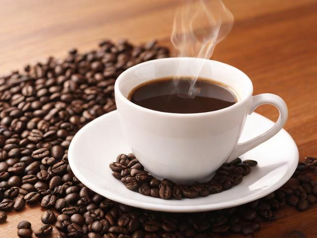 茶叶咖啡因含量解析：比咖啡更温和的提神选择
