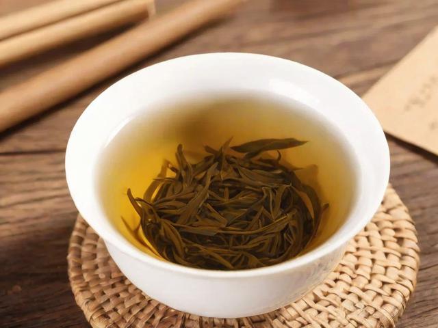 什么茶叶对肝好?这5种护肝茶饮推荐及科学解析
