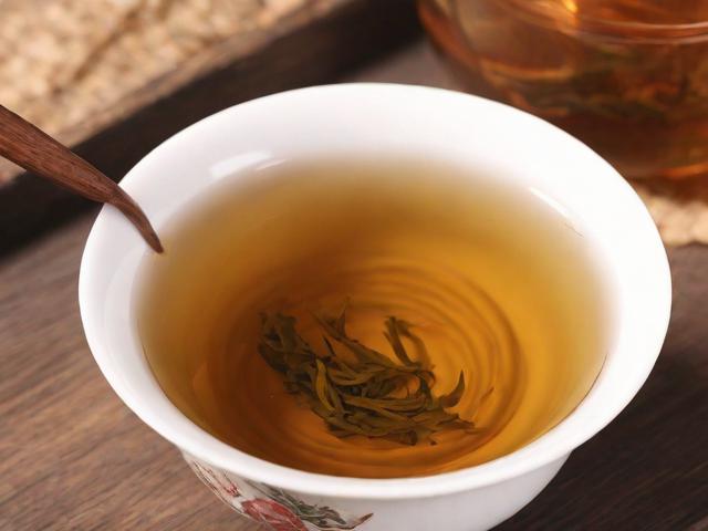 什么茶叶对肝好?这5种护肝茶饮推荐及科学解析