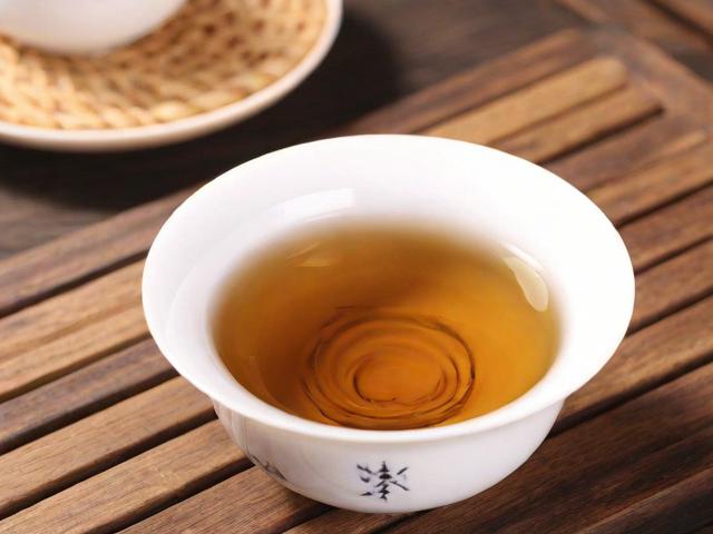茶叶是发物吗?中医解析不同体质饮茶的健康影响