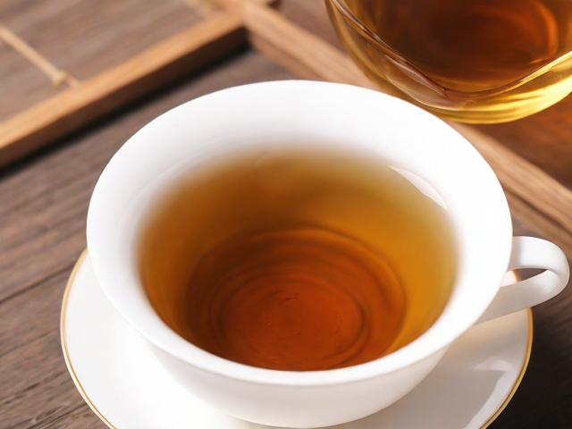 来月经可以喝茶叶水吗?科学解答经期饮茶的注意事项