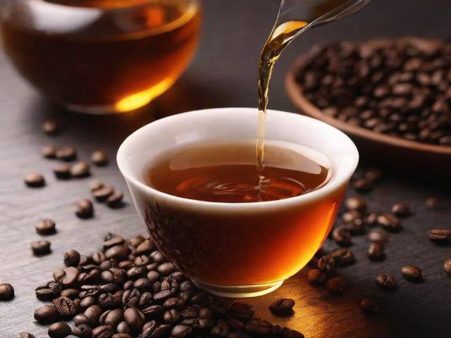 茶叶能解酒吗？科学解析茶多酚、咖啡因对酒后恢复的影响