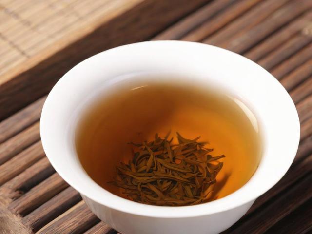 胆结石能喝茶叶吗?科学饮茶指南助你安心护胆