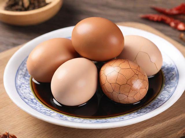 茶叶蛋可以天天吃吗？营养师告诉你真相及健康吃法
