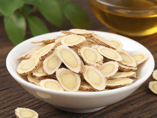 黄芪可以和茶叶一起泡吗?科学搭配方法与养生效果全解析