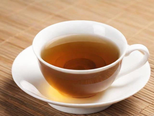 吃药可以喝茶叶茶吗?科学解析药物与茶的相互影响