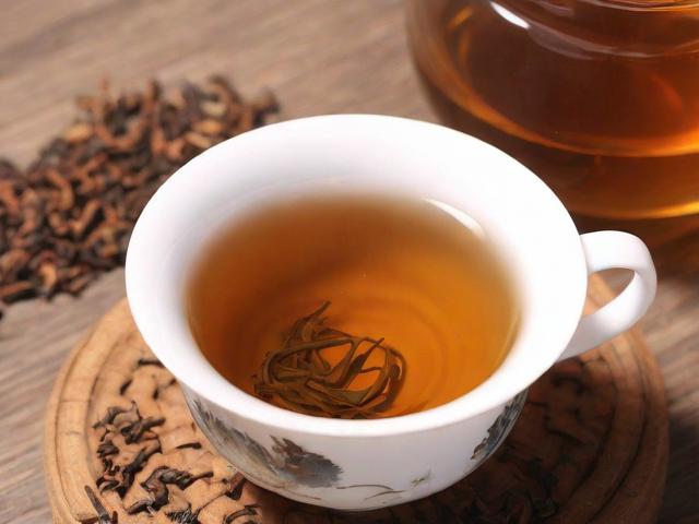 吃中药可以喝茶叶茶吗？中医师解答中药与饮茶的搭配禁忌