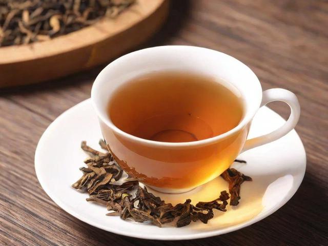 吃中药可以喝茶叶茶吗?中医师解答中药与饮茶的搭配禁忌