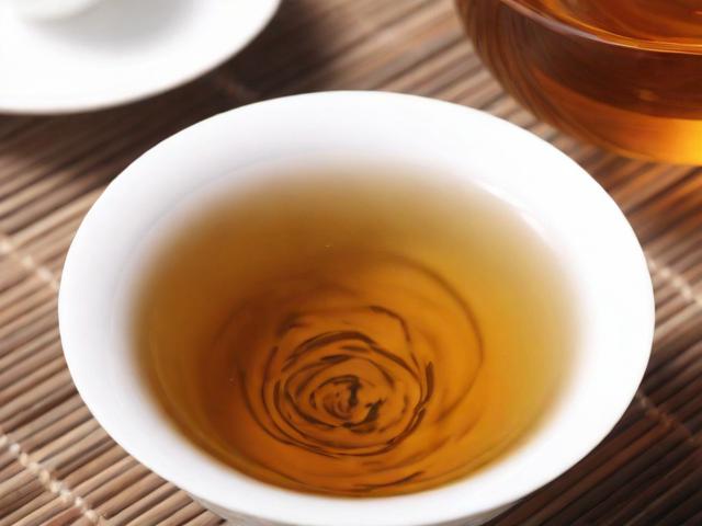 茶叶减肥吗？科学解析喝茶瘦身的有效方法与推荐茶类