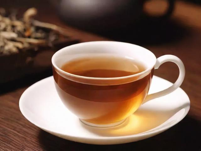 喝茶的段子:从幽默故事中品味全球茶文化
